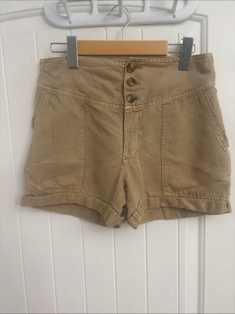 AERIE High Waist Button-Front Women’s Shorts in Tan